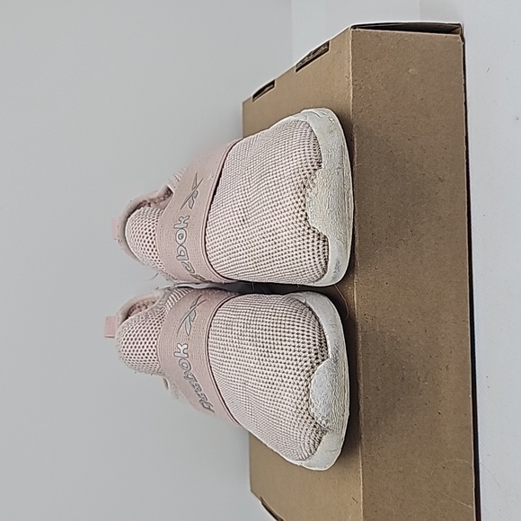 Reebok Slip-on Shoes in Kids Size 10 - Picture 4 of 6